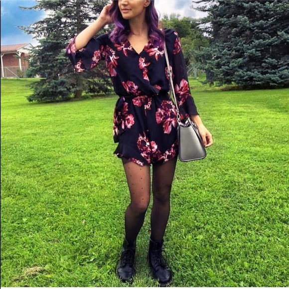 SALE! - Floral black romper - Picture 2 of 5